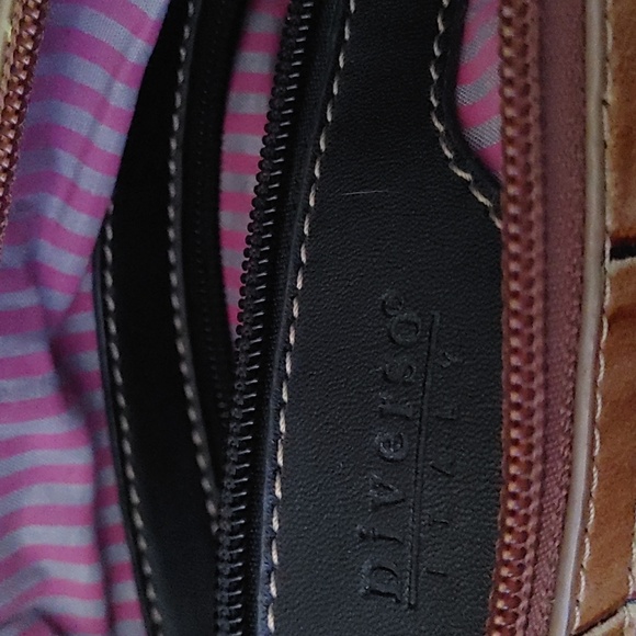Diverso Leather Purse - Picture 8 of 9